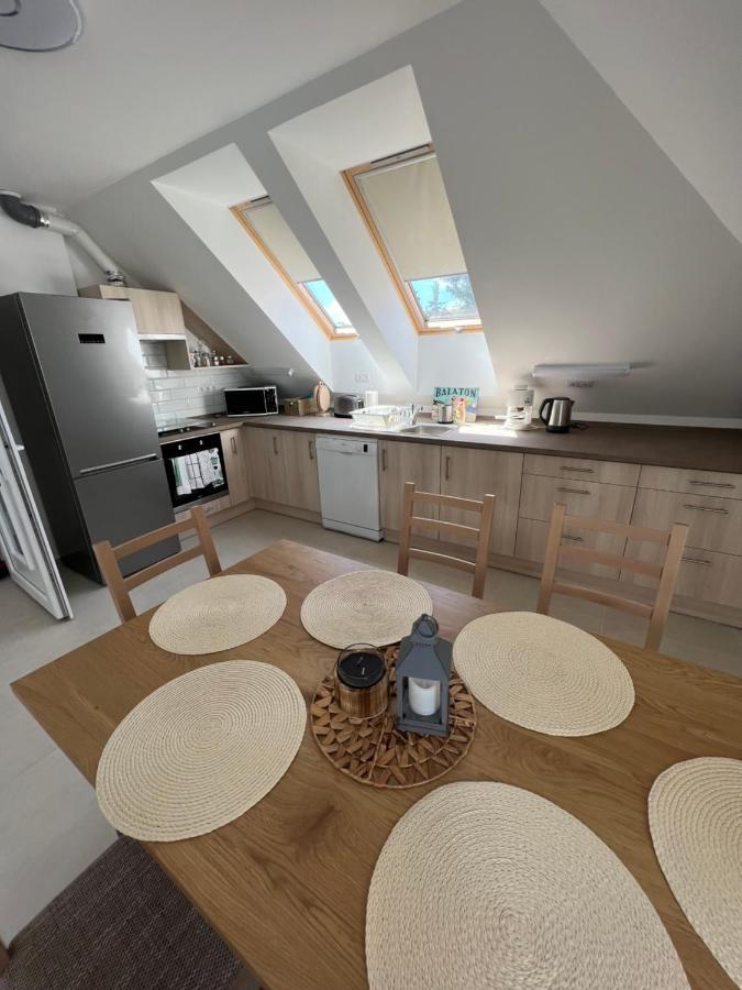 JÁNHÁZ Apartman Révfülöp Revfulop Exterior foto